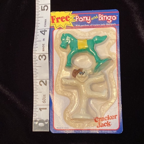 Vintage original Cracker Jack toy - Pony and Bingo suction gum toys - Picture 6 of 6